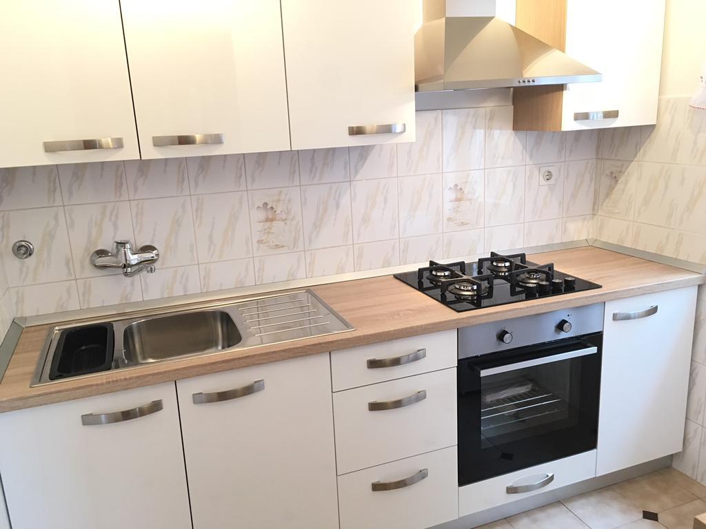 Guesthouse Maver كريس المظهر الخارجي الصورة