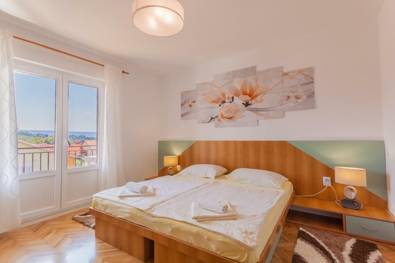Guesthouse Maver كريس المظهر الخارجي الصورة
