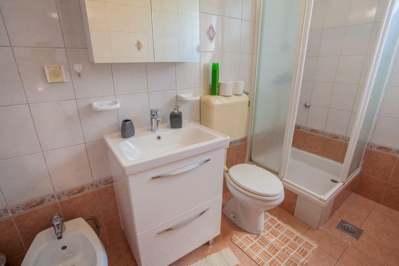 Guesthouse Maver كريس المظهر الخارجي الصورة